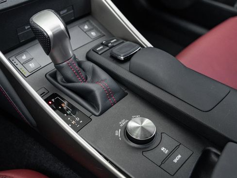 Used 2016 Lexus IS 200t image 35