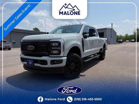 New 2026 Ford F250 Lariat w/ Black Appearance Package AWD/4WD image 1