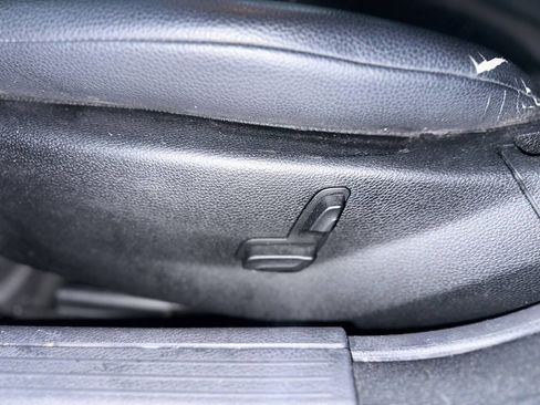 Used 2008 Mercedes-Benz C 300 C 300 Sport 4MATIC AWD 4dr Sed image 11