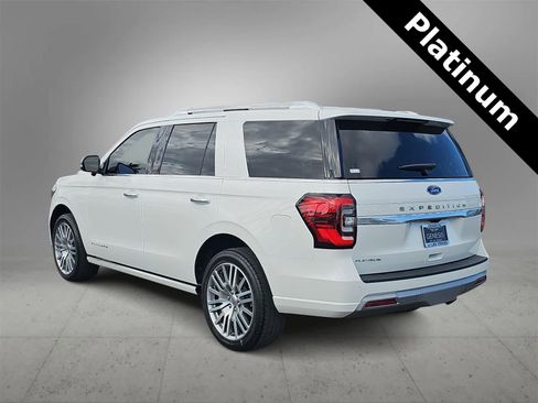 Used 2022 Ford Expedition Platinum image 6