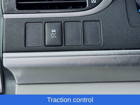 Used 2013 Toyota Camry LE image 12