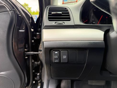 Used 2005 Acura TSX FWD image 19