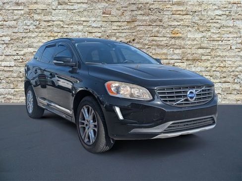Used 2015 Volvo XC60 T5 FWD image 2