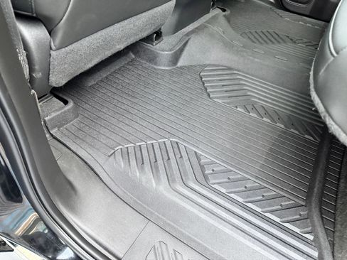 Used 2020 GMC Sierra 1500 AT4 w/ Technology Package image 15