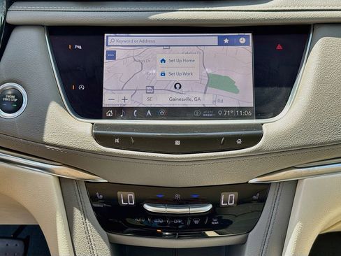 Used 2020 Cadillac XT5 Premium Luxury w/ LPO, Floor Liner Package FWD image 24