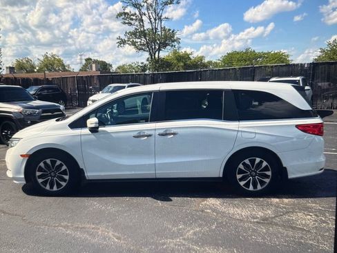 Used 2021 Honda Odyssey EX-L image 2