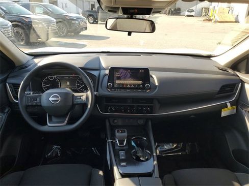 New 2026 Nissan Rogue S image 22