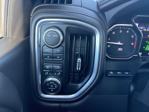 Used 2022 GMC Sierra 1500 AT4 w/ AT4 Premium Package image 28