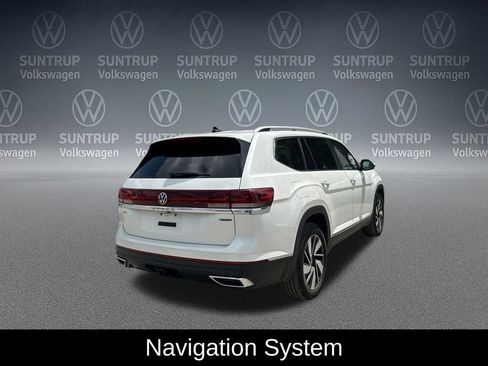Used 2025 Volkswagen Atlas SEL AWD/4WD image 7