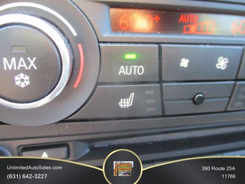 Used 2012 BMW 328i xDrive Coupe AWD/4WD image 8