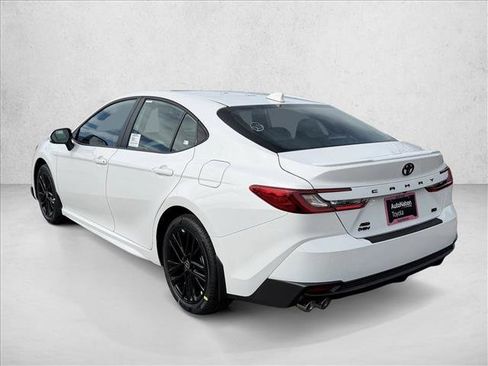 New 2026 Toyota Camry SE image 5