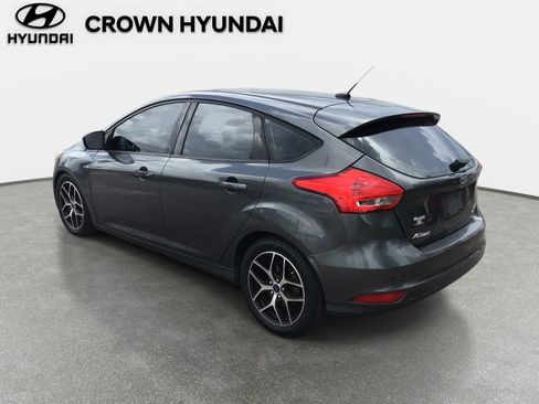 Used 2017 Ford Focus SEL FWD image 6