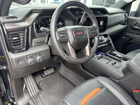 Used 2025 GMC Sierra 2500 AT4 w/ AT4 Premium Plus Package image 24