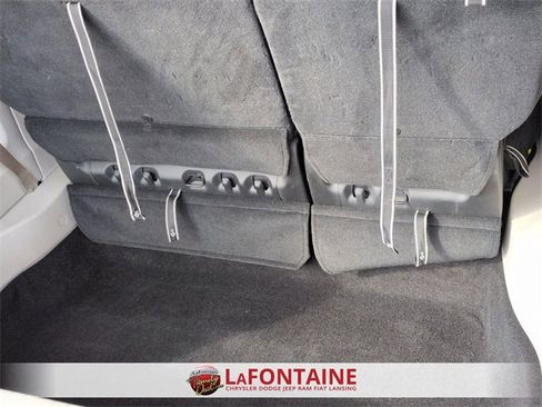 Certified 2024 Chrysler Pacifica Touring-L image 28