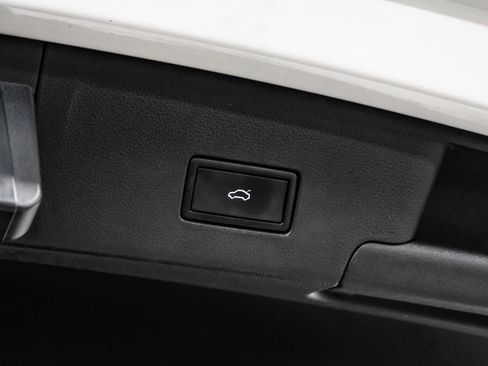 Used 2021 Volkswagen Atlas Cross Sport SEL R-Line w/ Cross Sport MDO Package image 53