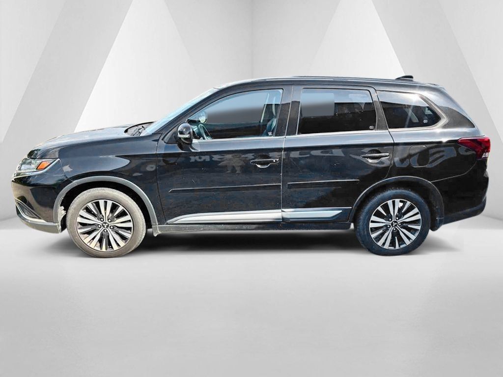 Used 2019 Mitsubishi Outlander FWD image 4