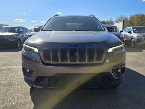 Used 2019 Jeep Cherokee Latitude Plus image 30