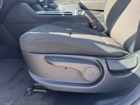 New 2026 Kia Sportage LX FWD image 17