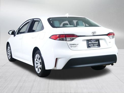 Used 2023 Toyota Corolla LE image 5