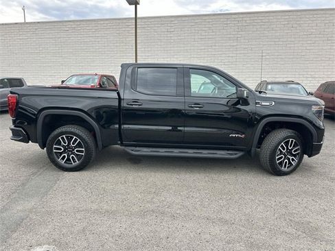 New 2026 GMC Sierra 1500 AT4 w/ AT4 Premium Package image 3