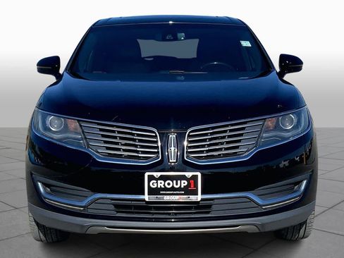 Used 2018 Lincoln MKX Reserve w/ Lincoln MKX Climate Package image 3