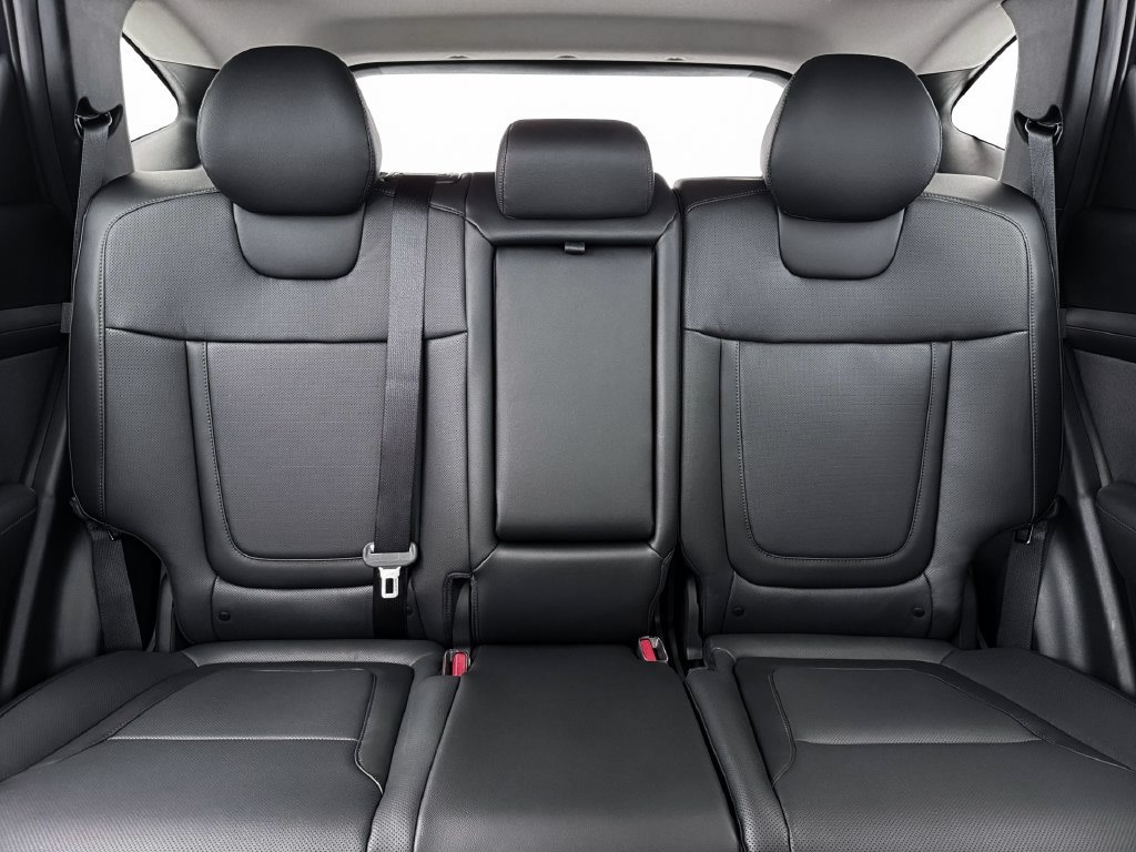 New 2026 Hyundai Tucson Limited FWD image 16