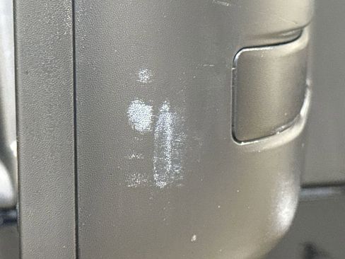 Used 2011 Ford F150 XLT image 32