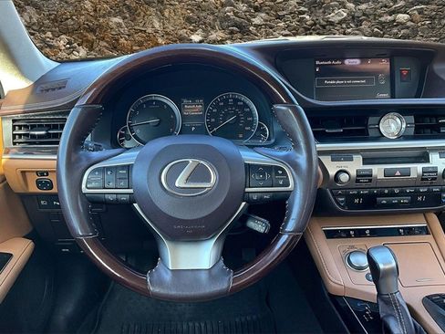 Used 2018 Lexus ES 350 image 5