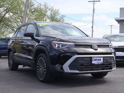 Used 2025 Volkswagen Taos SE