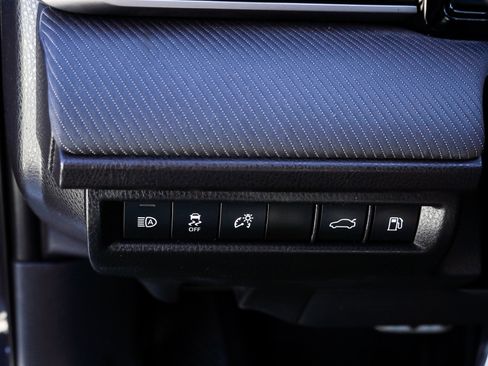 Used 2025 Toyota Camry SE FWD image 18