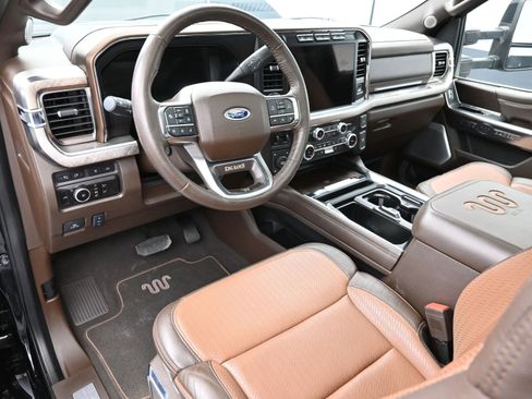 Used 2023 Ford F250 King Ranch w/ FX4 Off-Road Package image 21