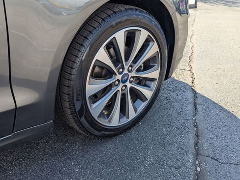 Used 2020 Ford Fusion SE image 31