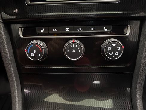 Used 2016 Volkswagen GTI SE w/ Lighting Package (SEL) FWD image 15