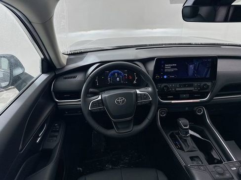 New 2026 Toyota Grand Highlander XLE image 22