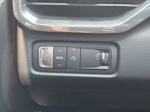 Used 2024 GMC Acadia Elevation w/ Luxury Package FWD image 23