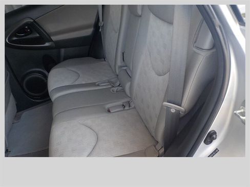 Used 2011 Toyota RAV4 4WD w/ Base L4 Extra Value Pkg image 4