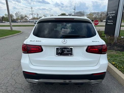 Used 2022 Mercedes-Benz GLC 300 4MATIC image 4