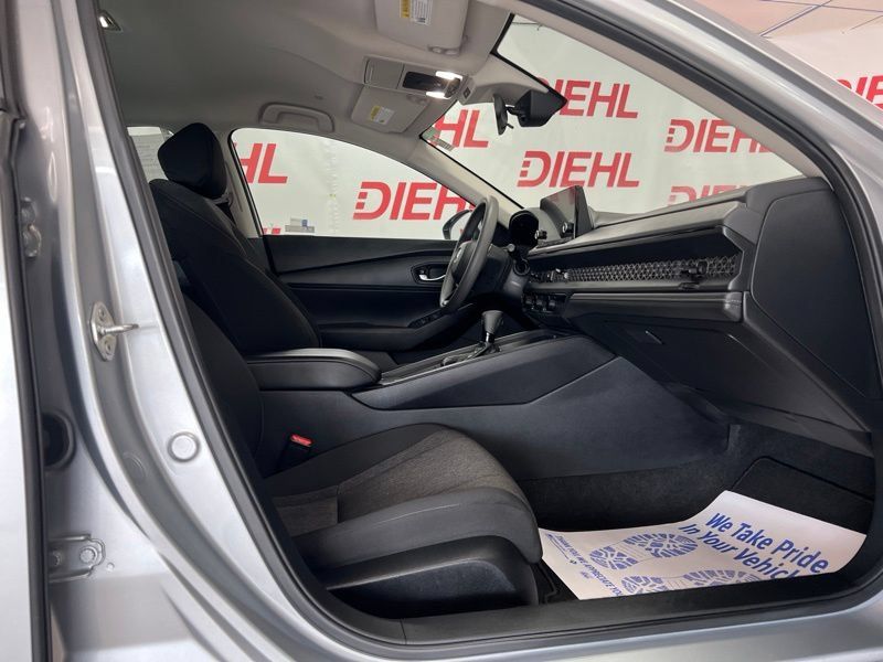 Used 2024 Honda Accord LX image 12