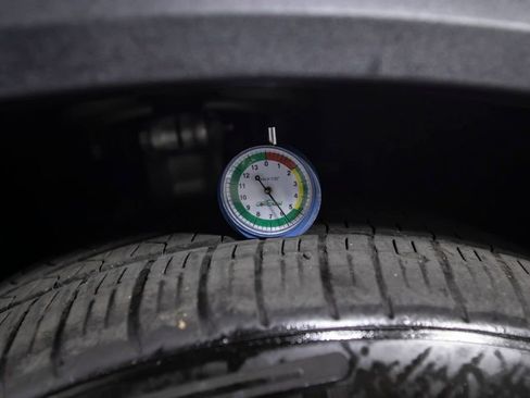 Used 2023 BMW X5 xDrive40i w/ Premium Package image 47