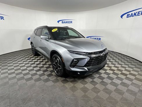 Certified 2023 Chevrolet Blazer RS w/ Driver Confidence II Package image 2