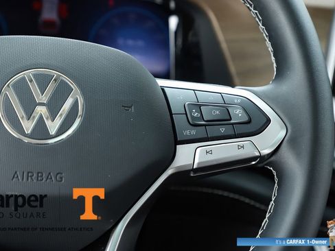 Used 2024 Volkswagen Atlas SE w/ Panoramic Sunroof Package image 62