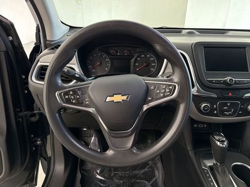 Certified 2021 Chevrolet Equinox LS w/ LS Convenience Package FWD image 27