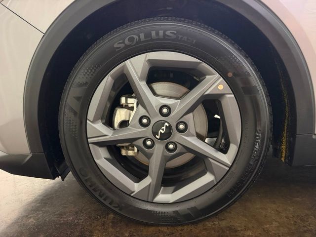 Used 2025 Kia K4 FWD image 10