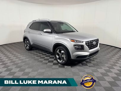 Used 2025 Hyundai Venue SEL