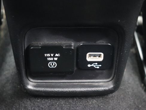 Used 2017 Jeep Compass Trailhawk image 21