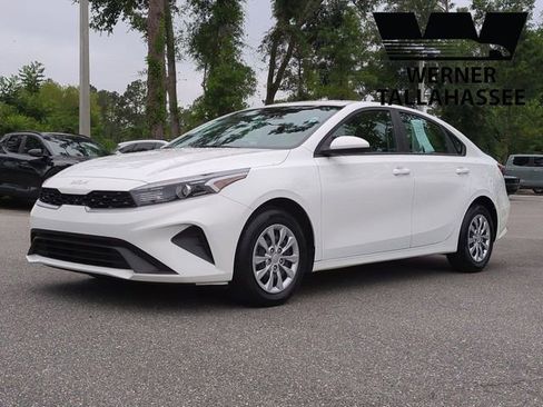 Used 2024 Kia Forte LX FWD image 1