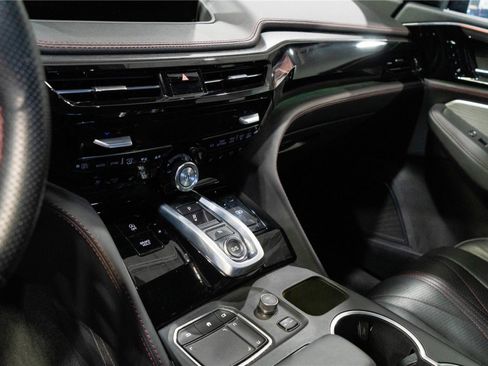 Used 2023 Acura MDX Type S image 17