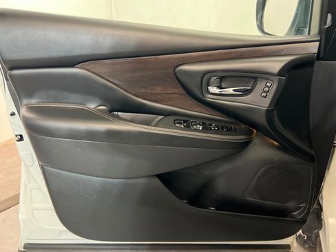 Certified 2023 Nissan Murano Platinum w/ Cargo Package image 14