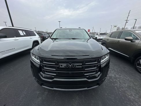 Certified 2023 GMC Acadia SLE w/ Driver Convenience Package image 26