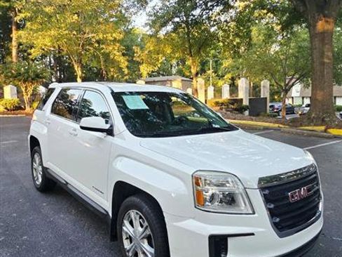 Used 2017 GMC Terrain SLE image 8